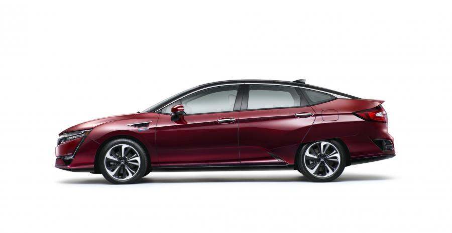  Honda Clarity Fuel Cell 2016 года  (US) (фото 6 из 40)